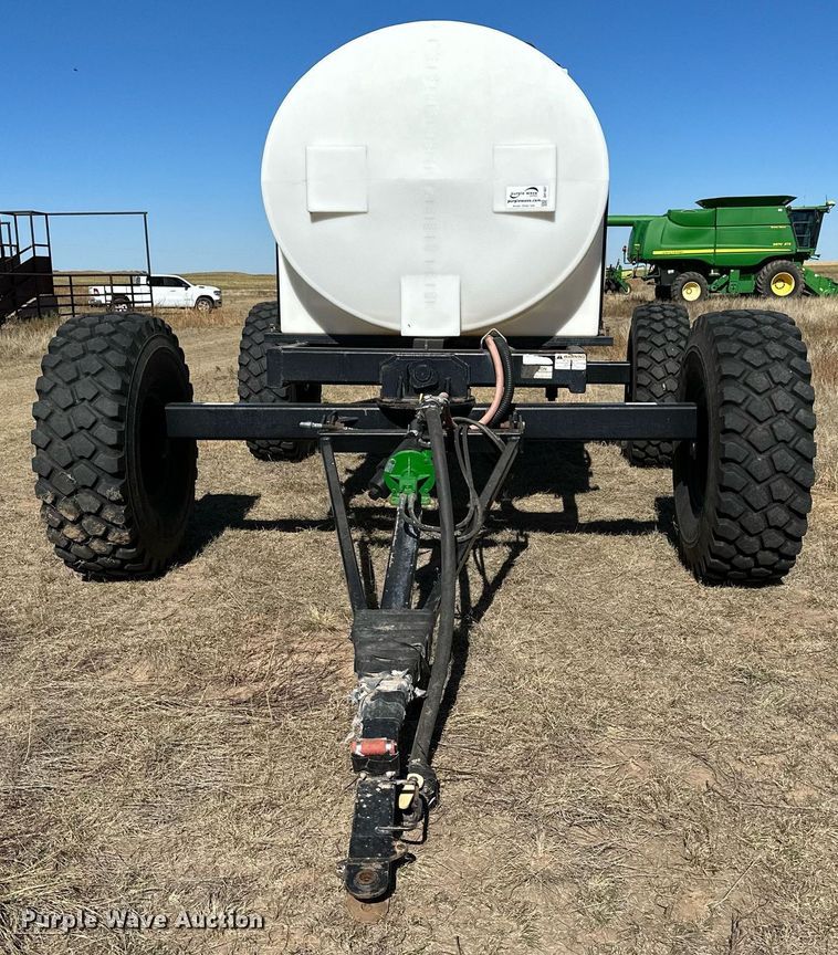 image for item DH1857 Wylie  nurse tank trailer