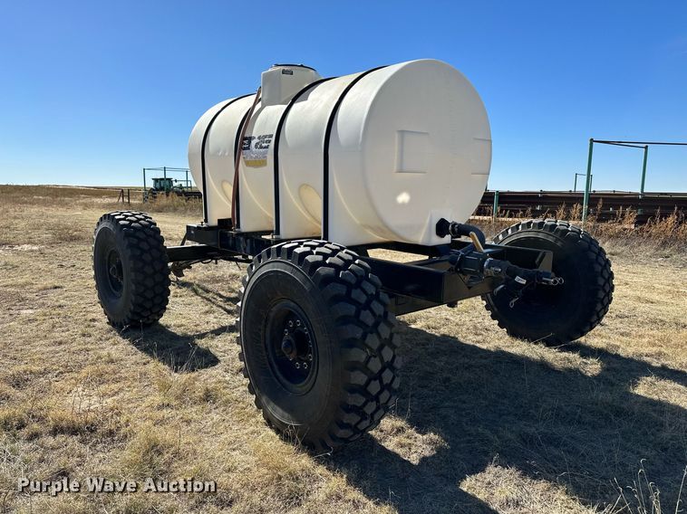 image for item DH1857 Wylie  nurse tank trailer