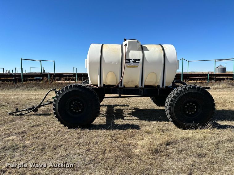 image for item DH1857 Wylie  nurse tank trailer