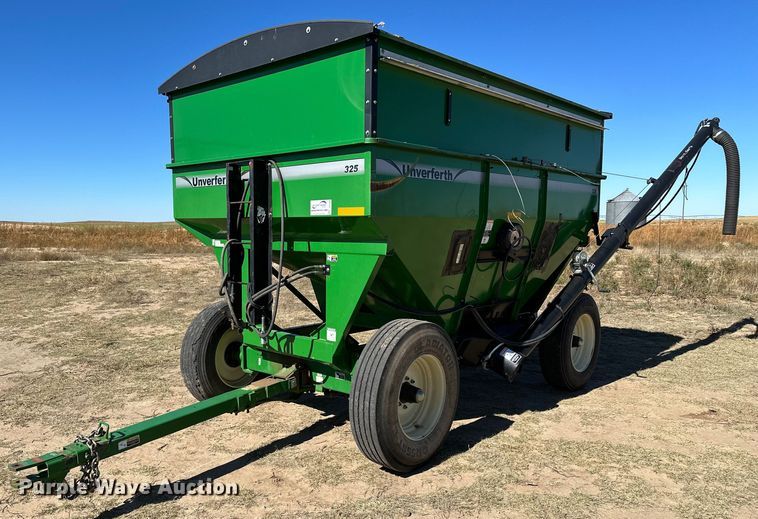 image for item DH1858 Unverferth 325  seed tender