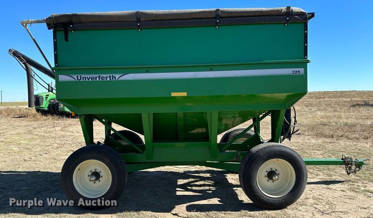 image for item DH1858 Unverferth 325  seed tender