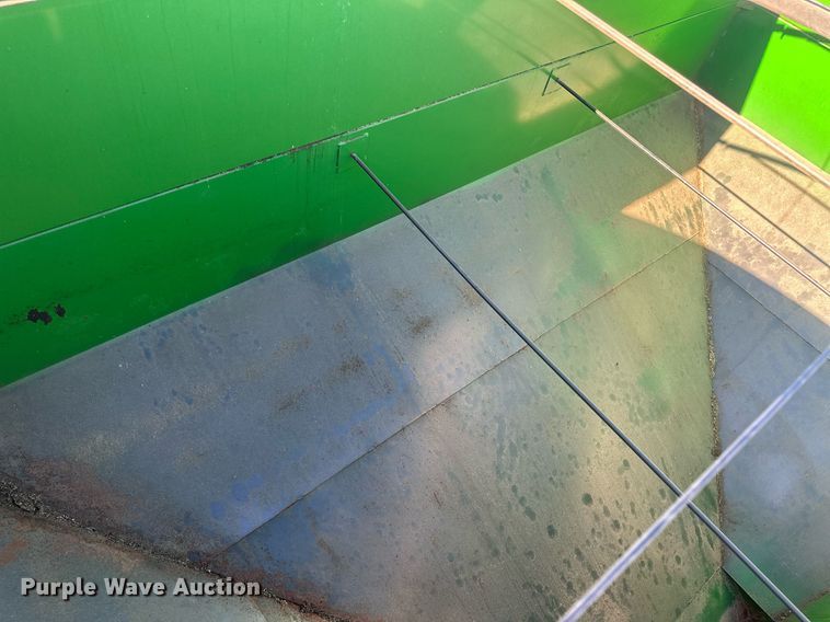 image for item DH1858 Unverferth 325  seed tender