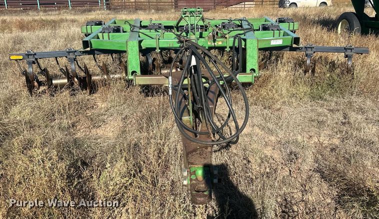 image for item DH1859 John Deere 510  disk ripper