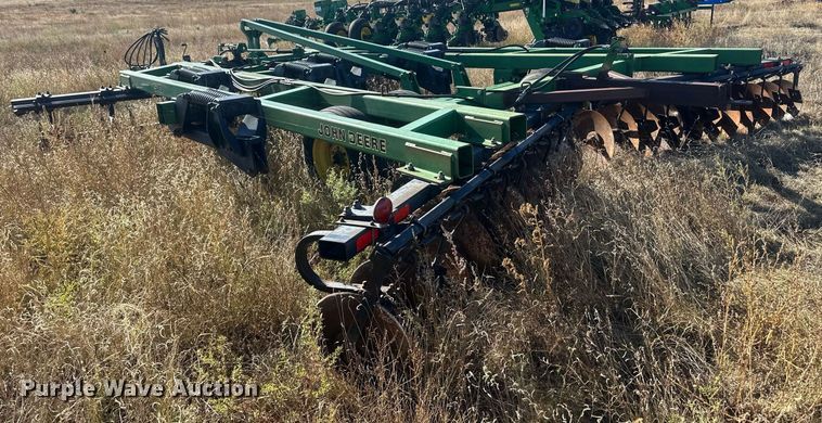 image for item DH1859 John Deere 510  disk ripper