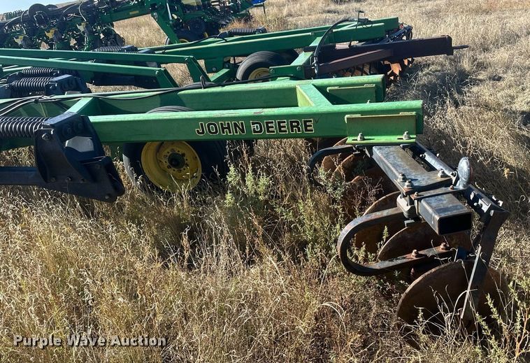 image for item DH1859 John Deere 510  disk ripper