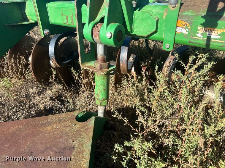 image for item DH1859 John Deere 510  disk ripper