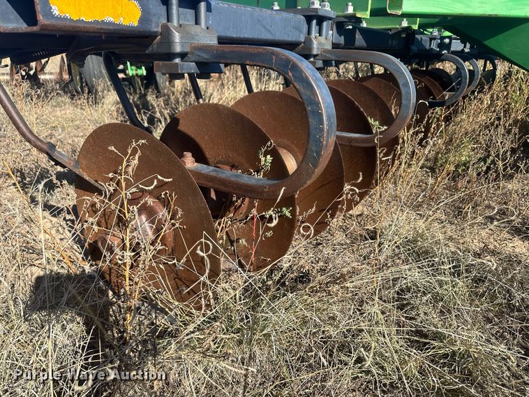 image for item DH1859 John Deere 510  disk ripper