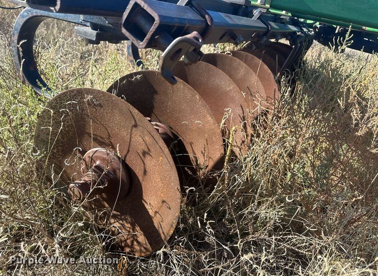 image for item DH1859 John Deere 510  disk ripper