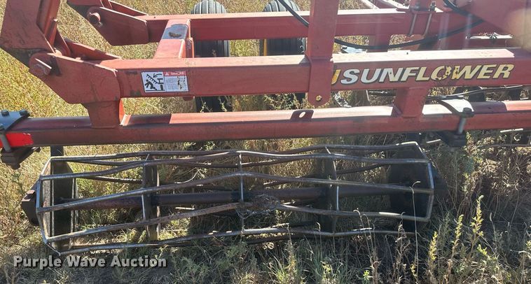 image for item DH1863 Sunflower 7232-35  crumbler