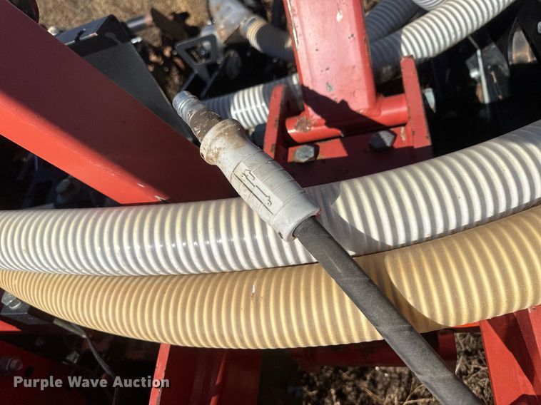 image for item DH1864 2011 Krause 1200T  strip-till