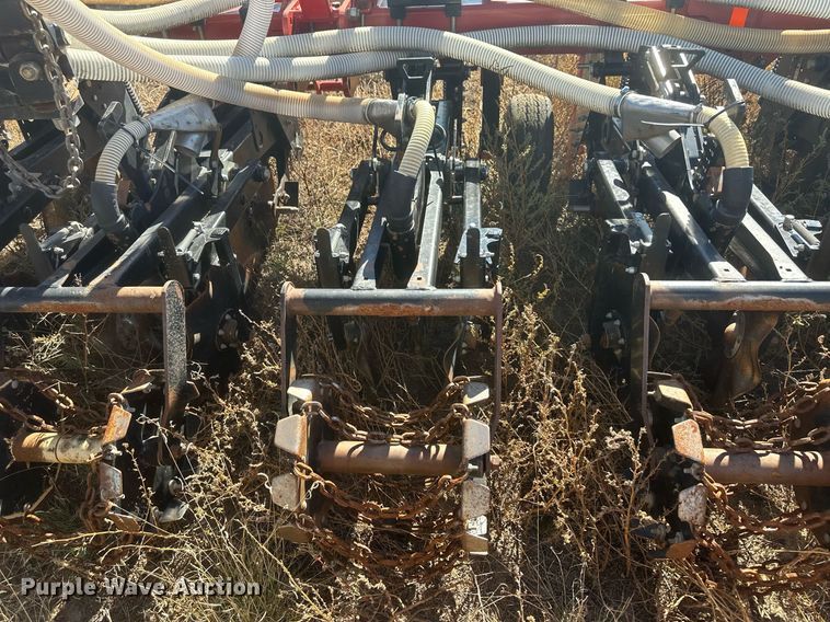 image for item DH1864 2011 Krause 1200T  strip-till