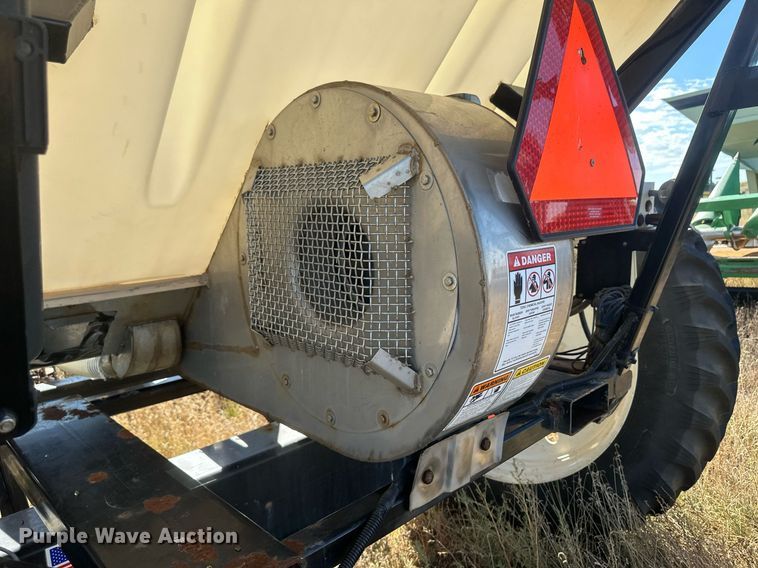 image for item DH1864 2011 Krause 1200T  strip-till