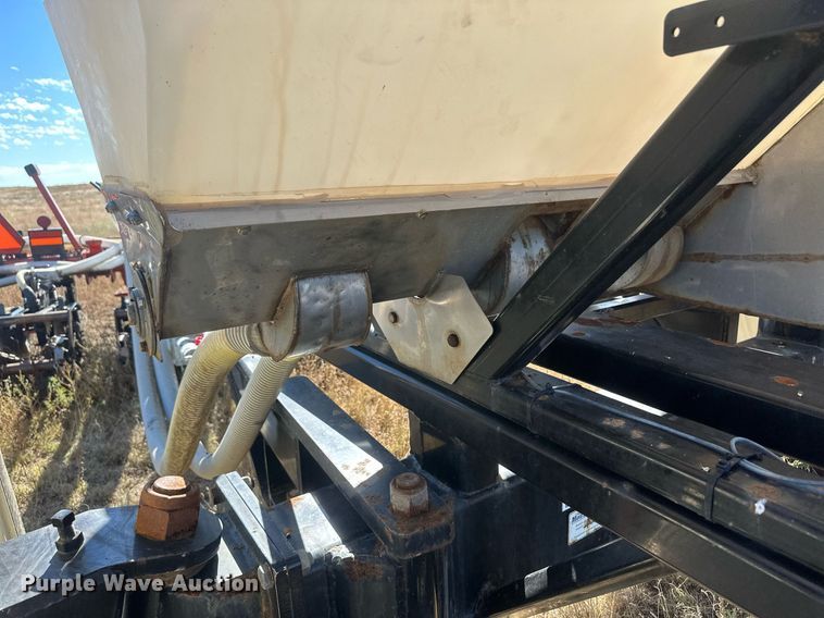 image for item DH1864 2011 Krause 1200T  strip-till