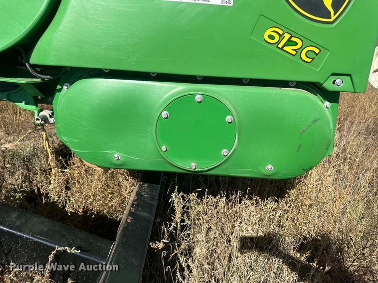 image for item DH1865 John Deere 612C  corn head