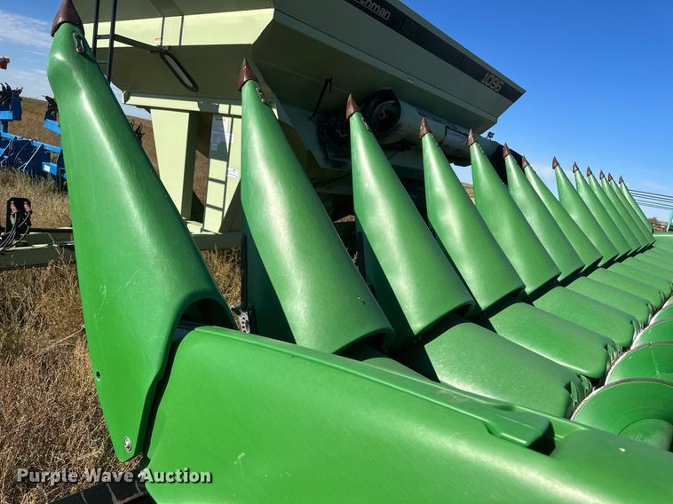 image for item DH1865 John Deere 612C  corn head