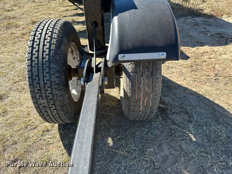 image for item DH1865 John Deere 612C  corn head