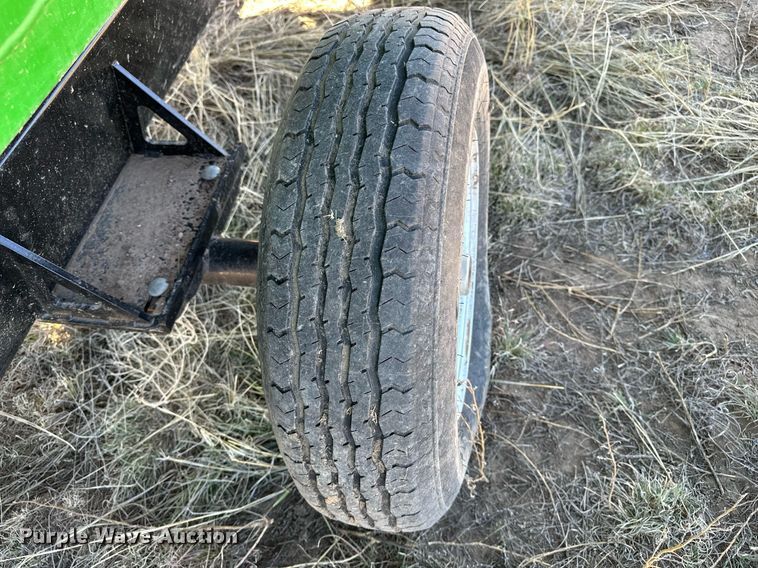 image for item DH1865 John Deere 612C  corn head