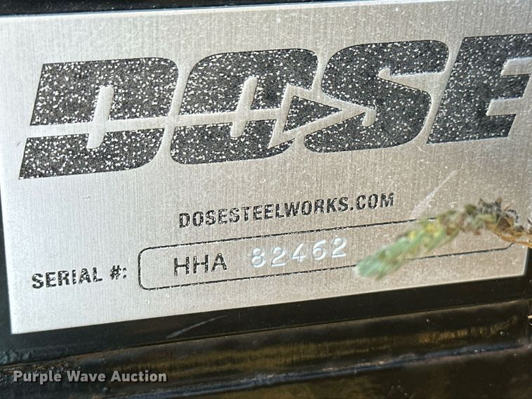 image for item DH1865 John Deere 612C  corn head