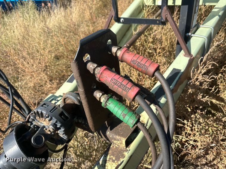 image for item DH1866 Orthman 1096  grain cart