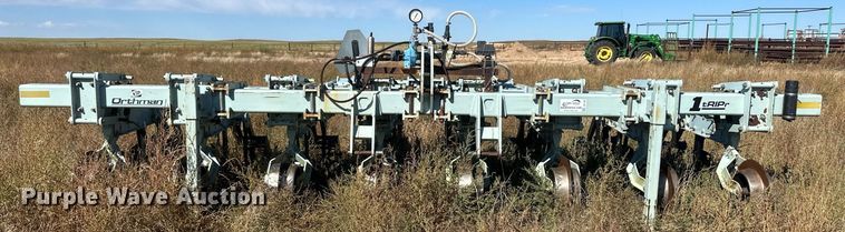 image for item DH1867 Orthman  strip-till