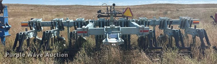 image for item DH1867 Orthman  strip-till