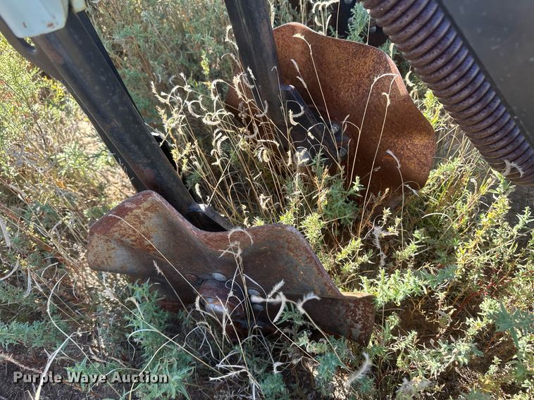 image for item DH1867 Orthman  strip-till