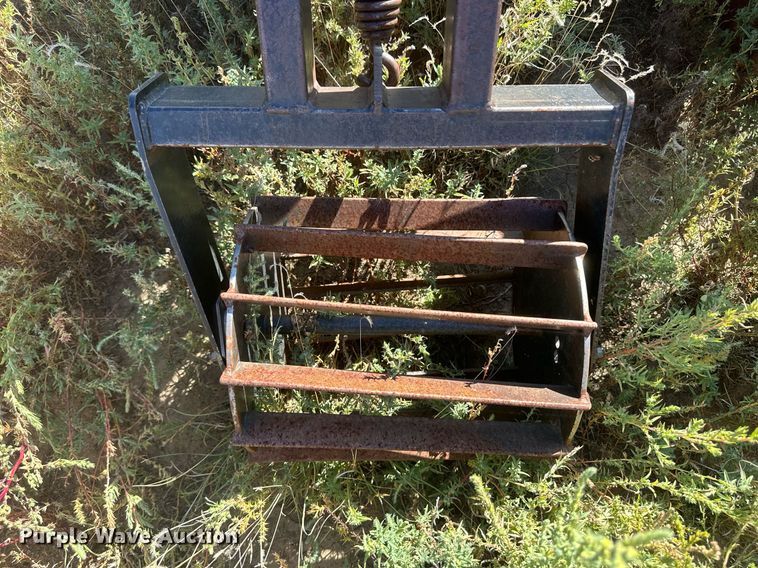 image for item DH1867 Orthman  strip-till