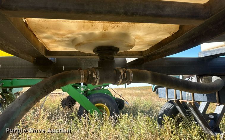 image for item DH1869 Wylie  nurse tank trailer