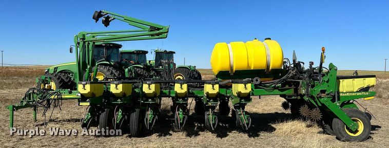 image for item DH1870 John Deere 1770NT  planter