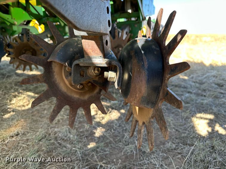 image for item DH1870 John Deere 1770NT  planter