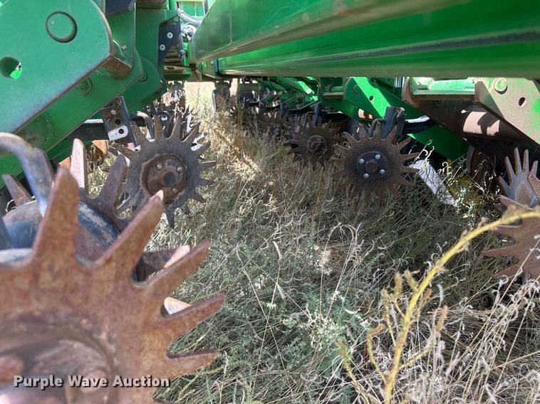 image for item DH1870 John Deere 1770NT  planter