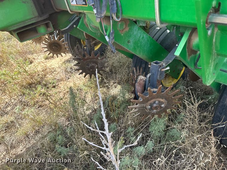 image for item DH1870 John Deere 1770NT  planter