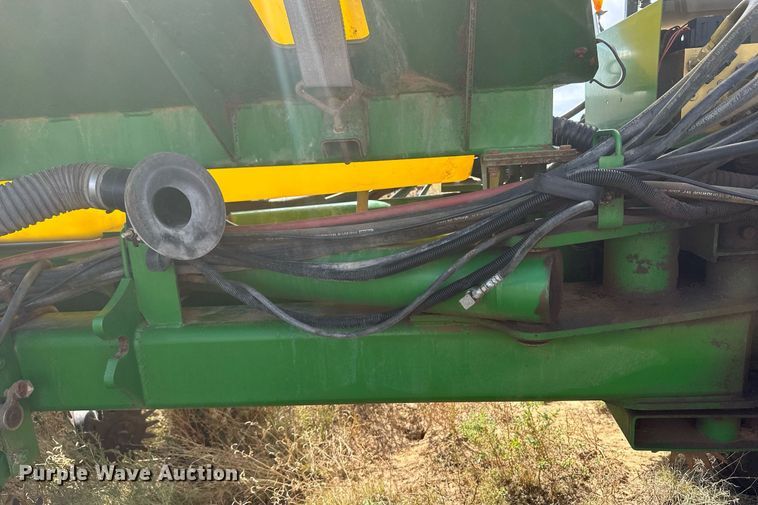 image for item DH1870 John Deere 1770NT  planter