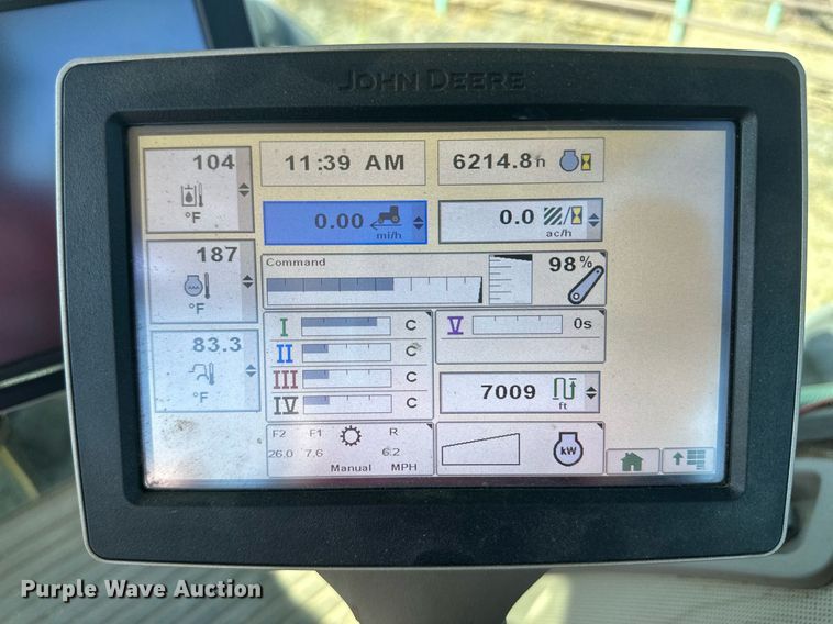 image for item DH1871 2013 John Deere 8335R  MFWD tractor