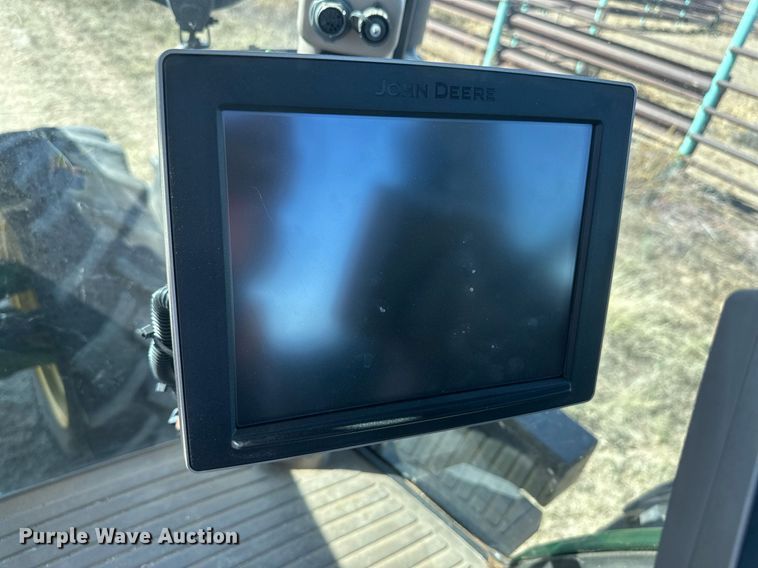 image for item DH1871 2013 John Deere 8335R  MFWD tractor