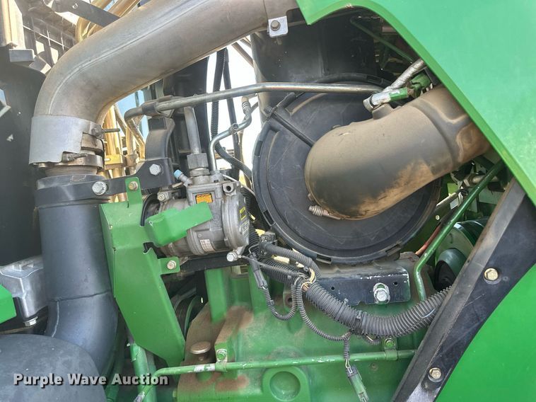 image for item DH1871 2013 John Deere 8335R  MFWD tractor