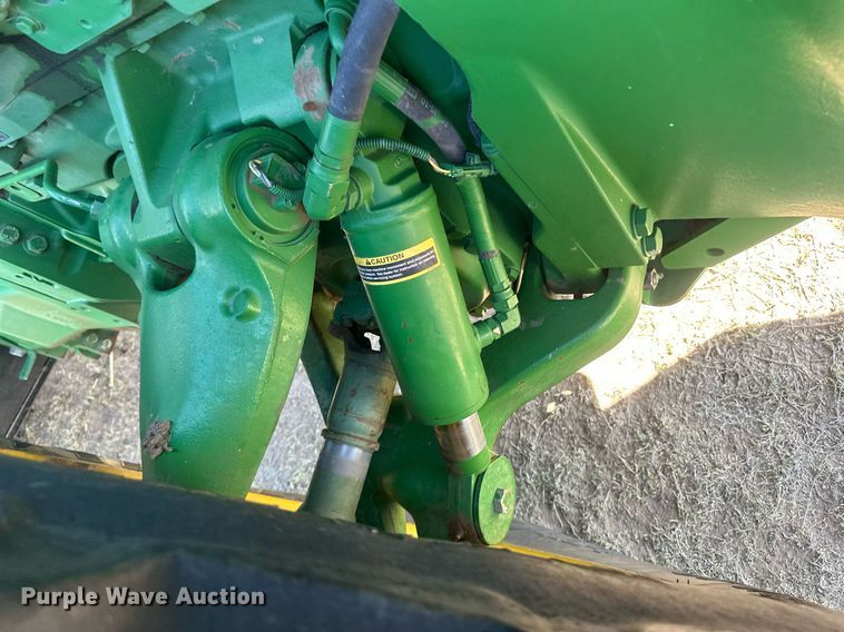 image for item DH1871 2013 John Deere 8335R  MFWD tractor