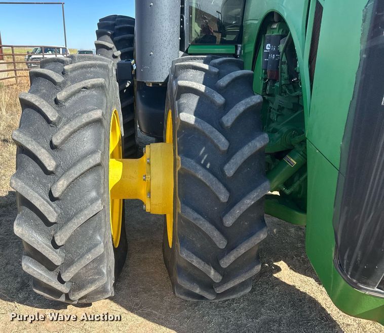 image for item DH1871 2013 John Deere 8335R  MFWD tractor