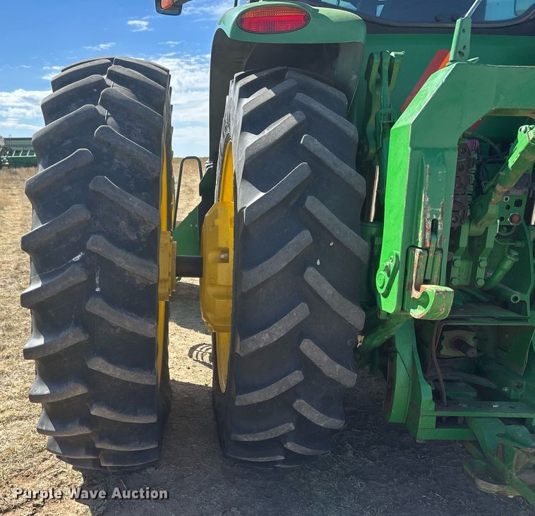 image for item DH1871 2013 John Deere 8335R  MFWD tractor