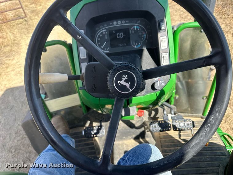 image for item DH1872 2015 John Deere 5100E  MFWD tractor