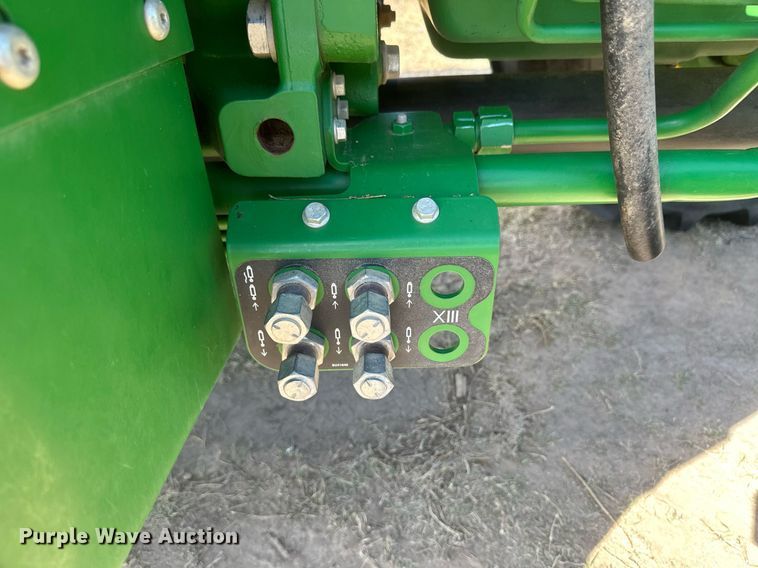 image for item DH1872 2015 John Deere 5100E  MFWD tractor