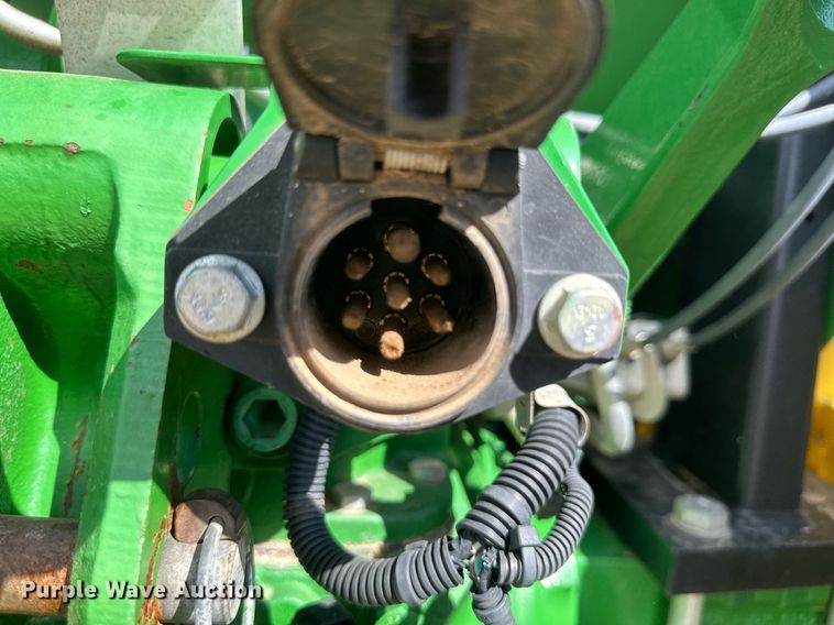 image for item DH1872 2015 John Deere 5100E  MFWD tractor