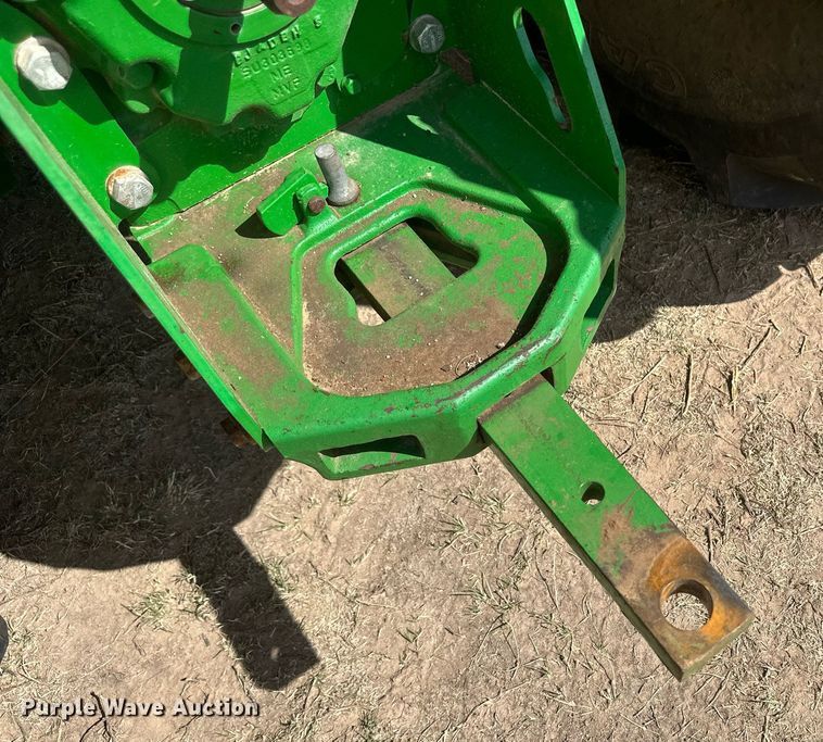 image for item DH1872 2015 John Deere 5100E  MFWD tractor