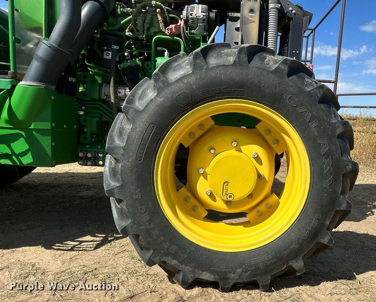 image for item DH1872 2015 John Deere 5100E  MFWD tractor