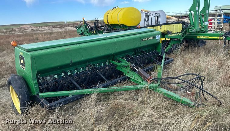 image for item DH1873 John Deere 450  grain drill