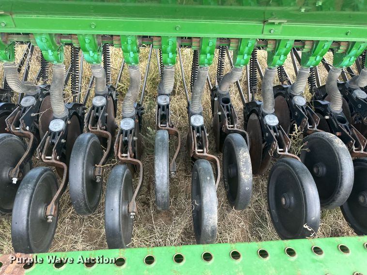image for item DH1873 John Deere 450  grain drill
