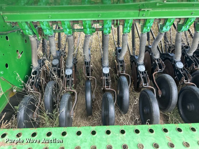 image for item DH1873 John Deere 450  grain drill