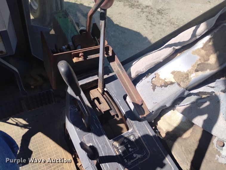 image for item DK8849 1989 White 120T  tractor