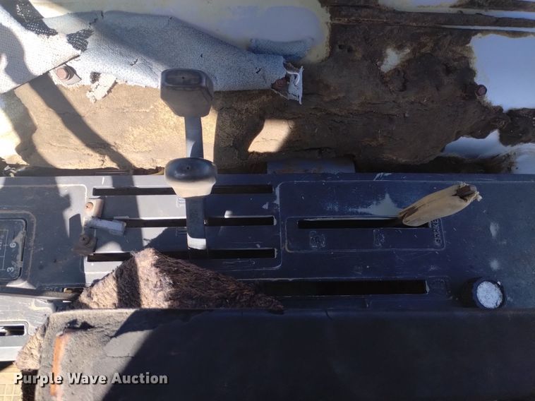 image for item DK8849 1989 White 120T  tractor