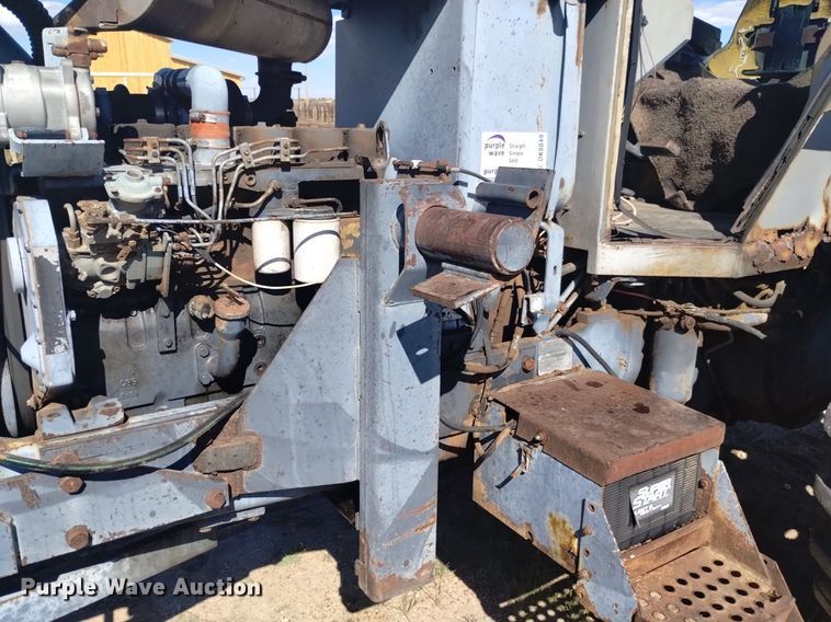 image for item DK8849 1989 White 120T  tractor